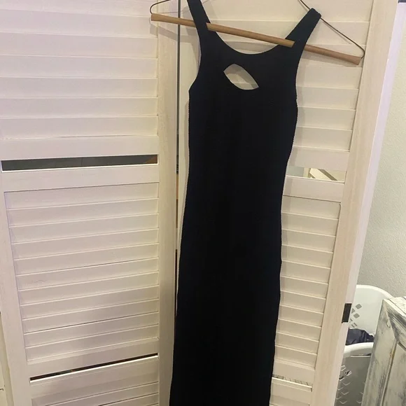 Remain Elvirah Dress - Black